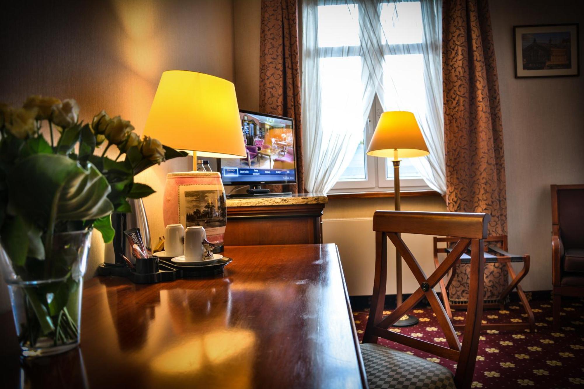 Komoda Club Residence Kaliszki Стая снимка