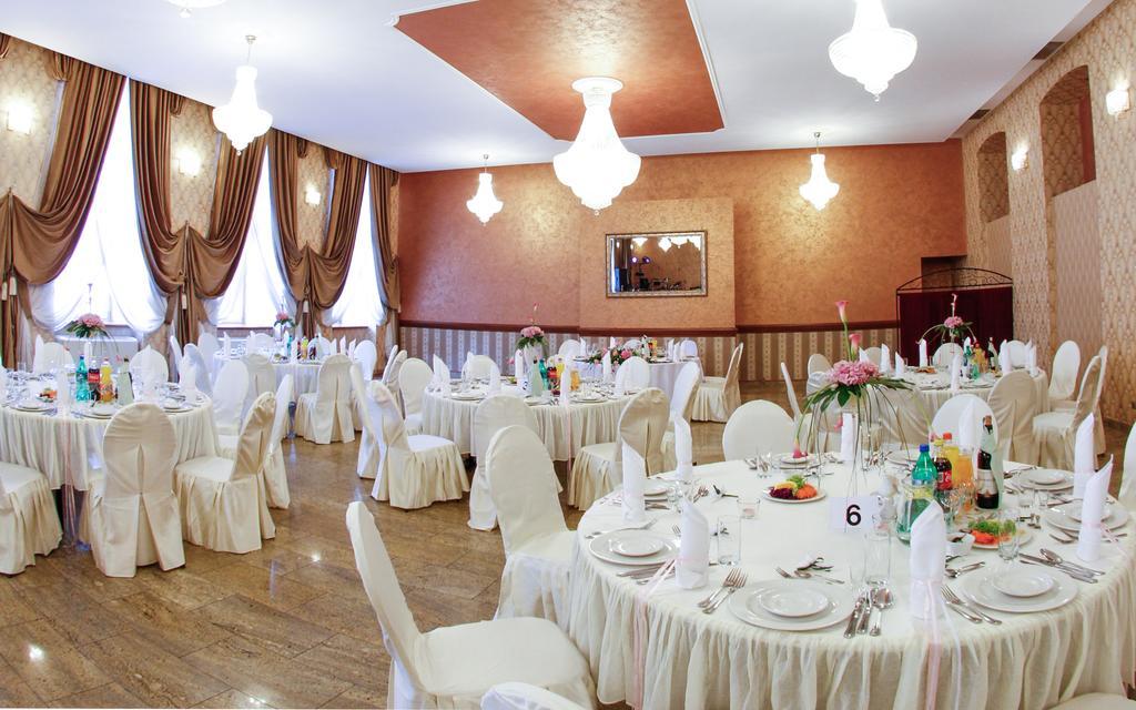 Komoda Club Residence Kaliszki Екстериор снимка